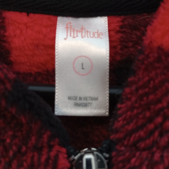 Flirtitude Onesie - Picture 4 of 4